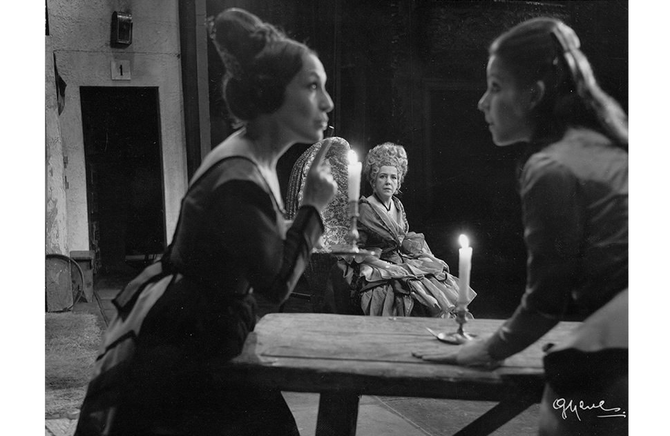 El sí de las niñas, 1969. Gyenes